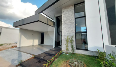 Casa à venda com 3 suítes no condomínio Residencial Villeneuve, São Carlos - SP