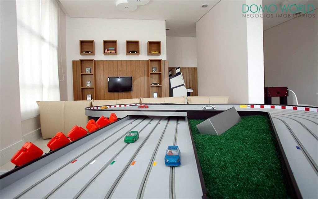 APARTAMENTO NO CONDOMINIO ÁRCÁDIA - 80 M / 2 DORMS COM 1 SUITE / 2 VAGAS