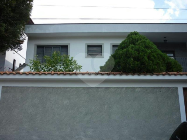 Sobrado à venda com 3 quartos, sendo 1 suíte,  em Horto Florestal, São Paulo, SP