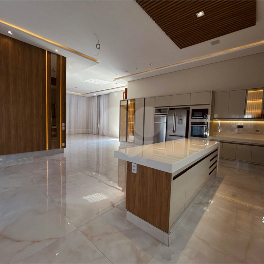 Casa à venda com 3 suítes, em Orla Norte, Porto Seguro, BA