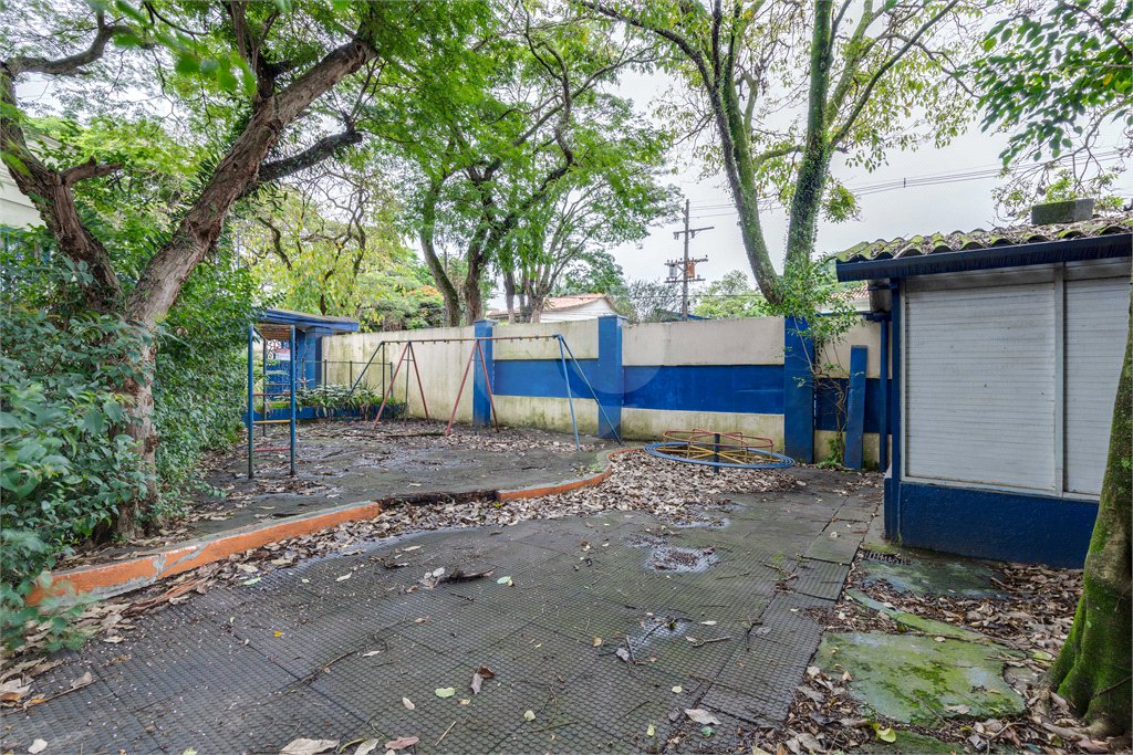 Sobrado à venda com 3 quartos, sendo 1 suíte, em Brooklin Velho, São Paulo, SP