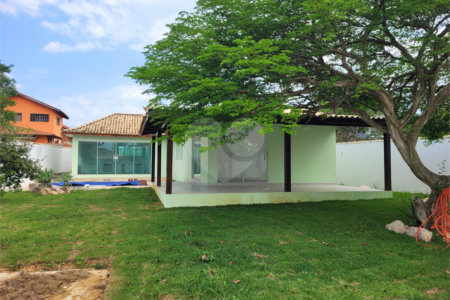Terreno em condomínio à venda com 3 quartos, sendo 2 suítes, em Caravelas, Armação dos Búzios, RJ