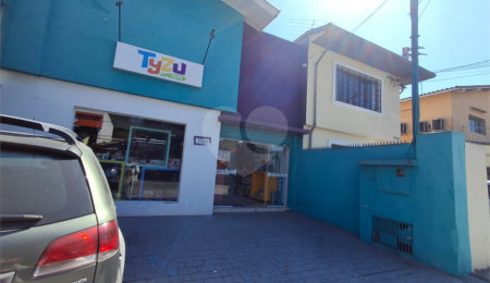 Sobrado à venda com 6 quartos em Campo Belo, São Paulo, SP