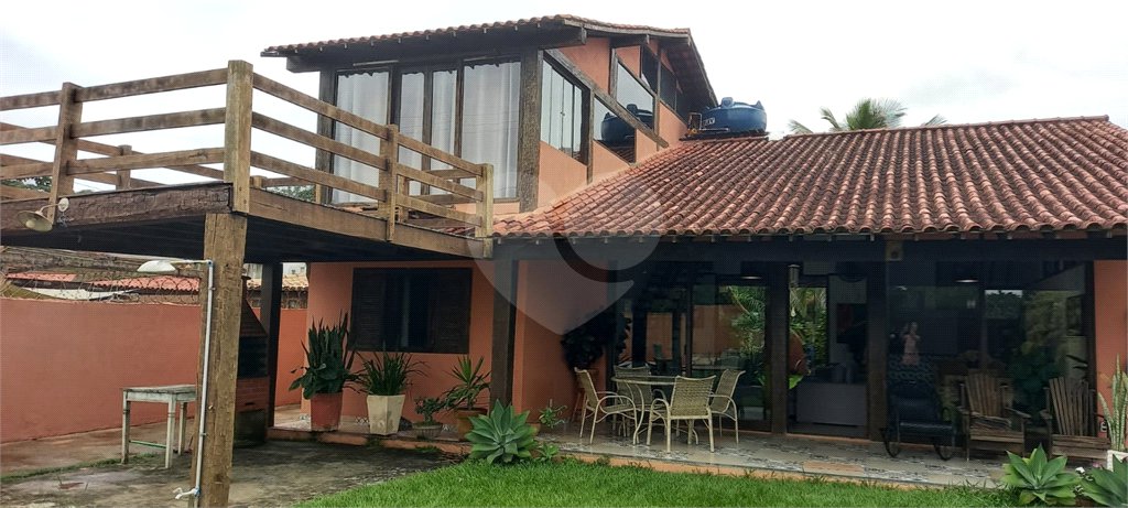 Casa à venda com 5 quartos, sendo 4 suítes, em Praia Rasa, Armação dos Búzios, RJ