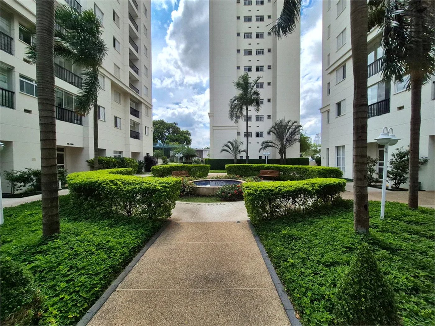 Apartamento à venda com 2 quartos em Vila Anastácio, São Paulo, SP