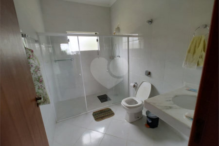 Chácara à venda com 3 quartos, sendo 1 suíte, em Bairro do Machadinho, Angatuba, SP
