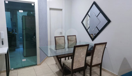 Casa à venda com 2 suítes no condomínio Villa Dell Victor, São Paulo - SP