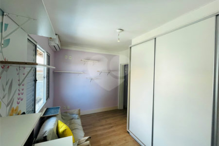 Casa à venda com 2 quartos no condomínio Villa Itália, Vinhedo - SP