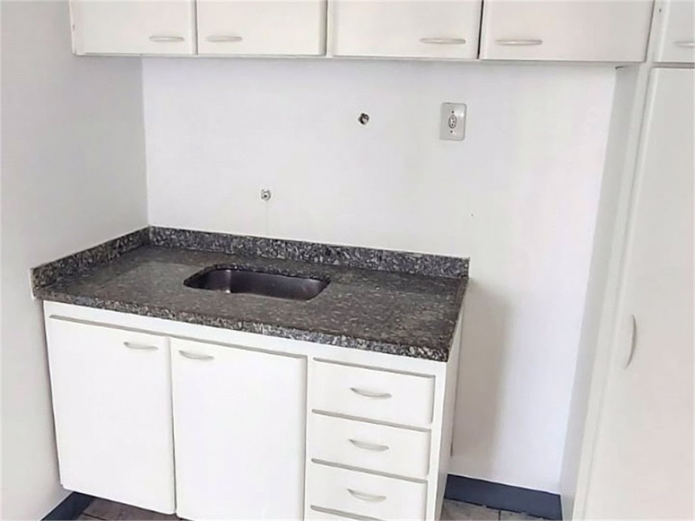 Sala Comercial para venda e locação, Centro, Santos - SA0067.