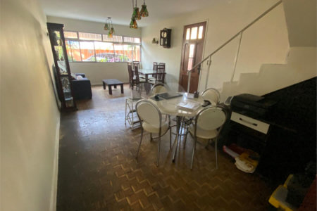 Sobrado à venda com 4 quartos em Jardim Bonfiglioli, São Paulo, SP