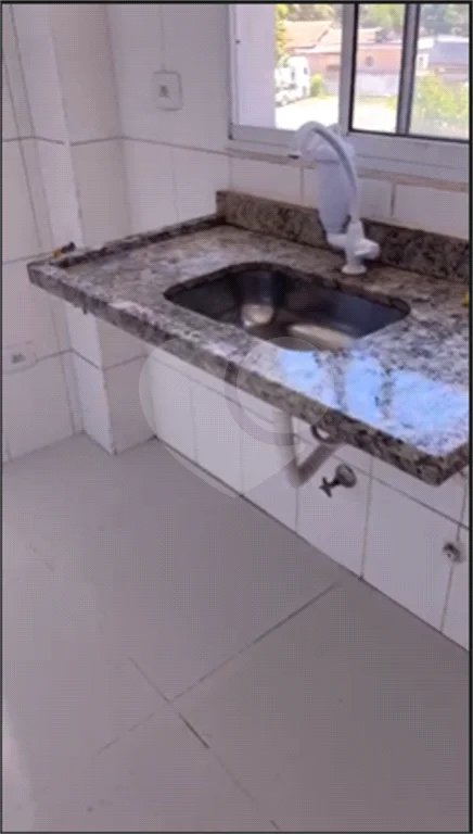 Apartamento com 42m², 2 quartos, 1 garagem, à venda em Itaquera