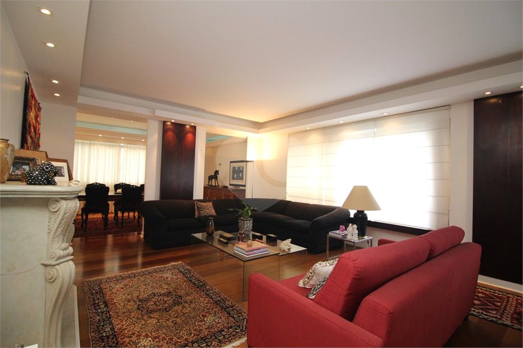 Casa à venda com 6 quartos, sendo 1 suíte, em Brooklin, São Paulo, SP