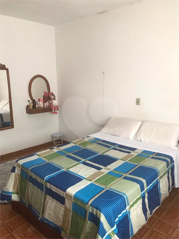 Sobrado à venda com 5 quartos, sendo 1 suíte, em Tremembé, São Paulo, SP