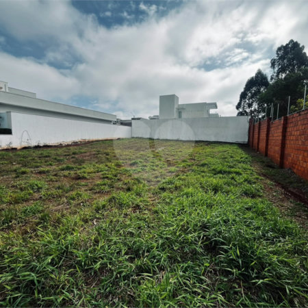 Terreno à venda no condomínio Residencial Golden Ville, Itapetininga - SP