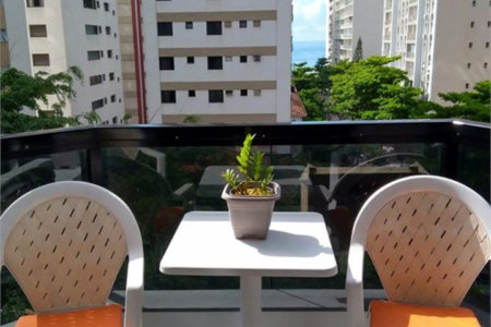 Apartamento Residencial à venda, Vila Maia, Guarujá - AP1033.