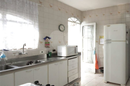 Sobrado à venda com 3 quartos em Vila Dom Pedro I, São Paulo, SP