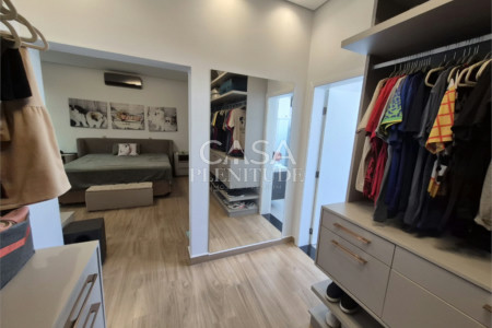 Casa em condomínio à venda com 4 quartos, sendo 3 suítes, em Iporanga, Sorocaba, SP