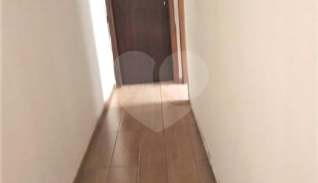 Sobrado à venda com 3 quartos, sendo 1 suíte,  em Vila Romero, São Paulo, SP