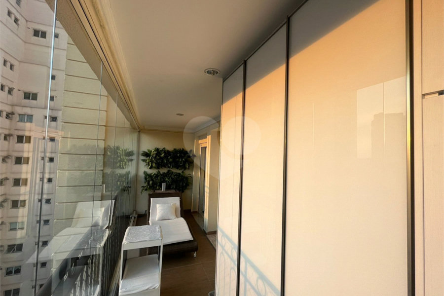 Apartamento à venda com 4 suítes em Santana, São Paulo, SP