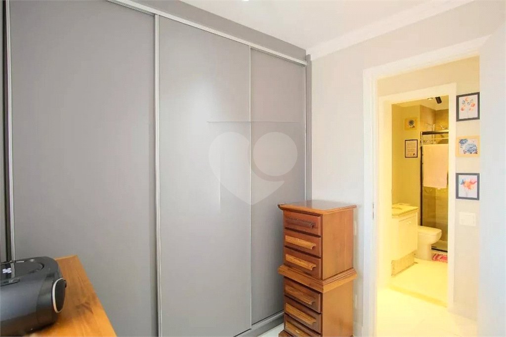 Apartamento à venda com 3 quartos, sendo 1 suíte,  em Vila Matilde, São Paulo, SP