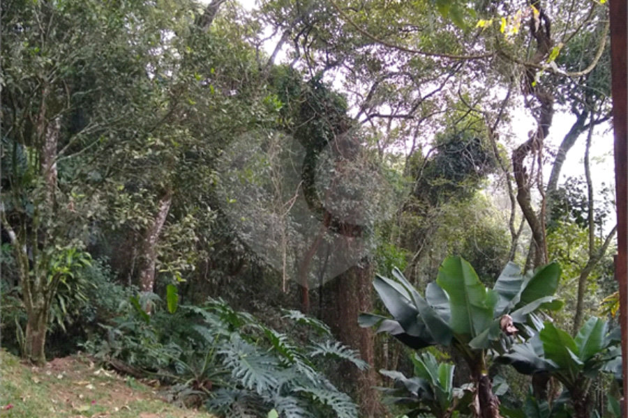 Casa à venda com 4 suítes no condomínio Alpes da Cantareira, Mairiporã - SP