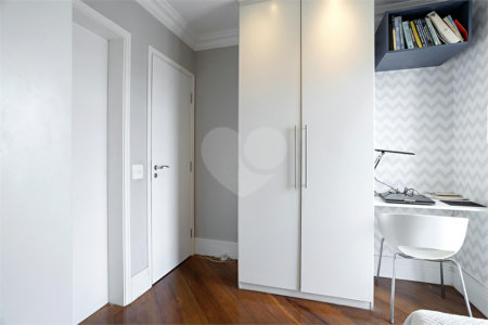 Apartamento à venda com 3 suítes em Vila Mascote, São Paulo, SP