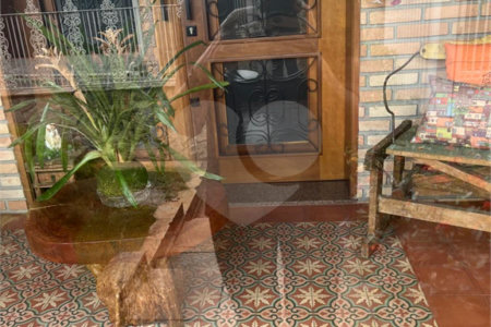 Sobrado à venda com 4 quartos, sendo 1 suíte,  em Jardim Leonor Mendes de Barros, São Paulo, SP