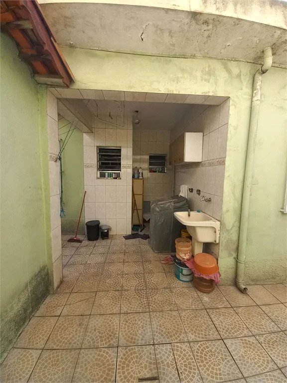 Casa Térrea à venda com 3 quartos em Jardim Maria Virginia, São Paulo, SP