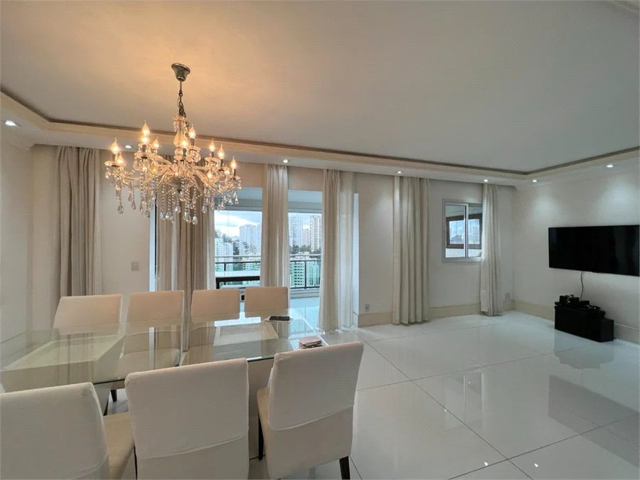 Apartamento à venda com 3 suítes em Vila Andrade, São Paulo, SP