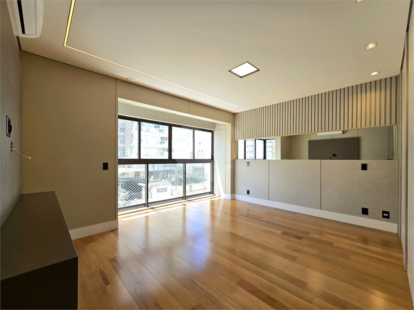 Apartamento à venda com 5 quartos, sendo 4 suítes, em Santa Cecília, São Paulo, SP