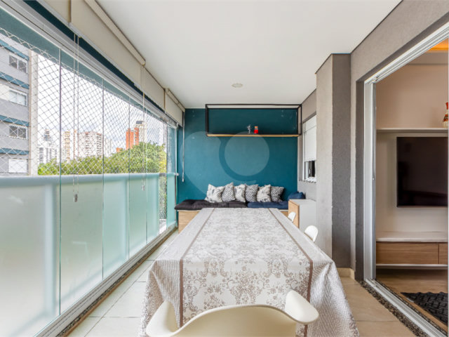 Apartamento à venda com 3 quartos, sendo 1 suíte,  em Chácara Santo Antônio (zona Sul), São Paulo, SP