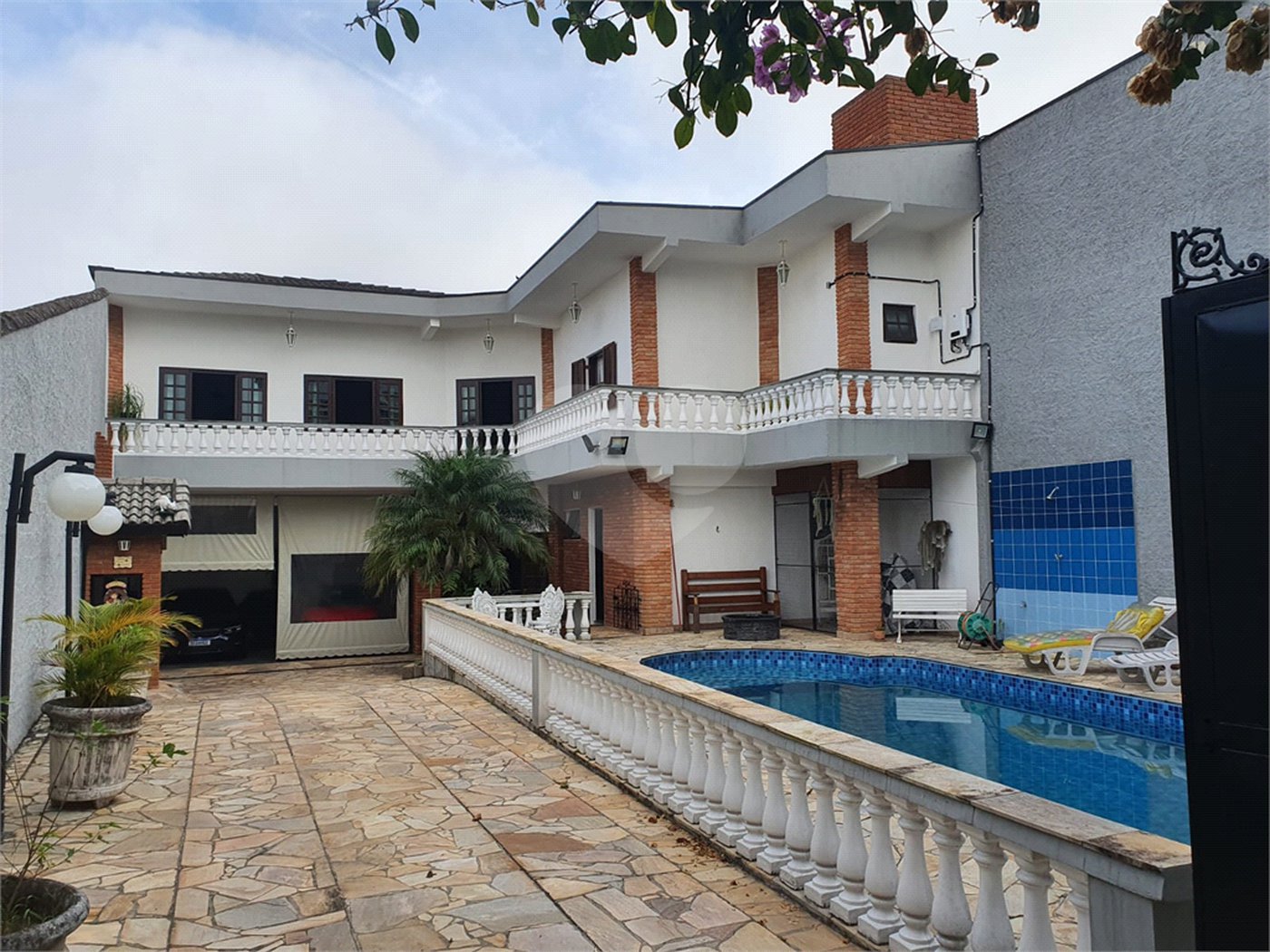 Casa à venda com 4 quartos, sendo 2 suítes,  em Mogi Moderno, Mogi das Cruzes, SP
