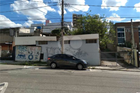 Sorocaba- Centro- Terreno com aproximadamente 700 ms - 16,70 x 32,00 - R$ 790.00,00