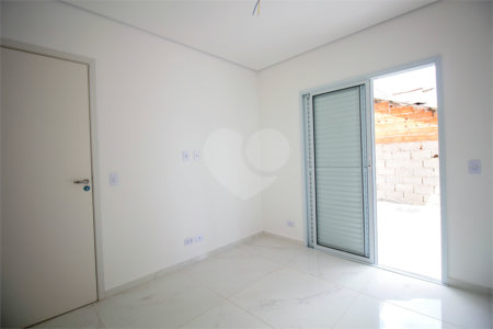 Apartamento à venda com 3 quartos, sendo 1 suíte,  em Jardim Flórida, São Roque, SP