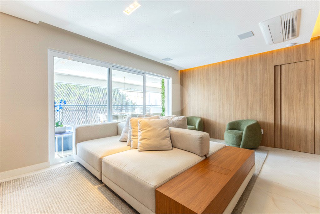 Apartamento à venda com 3 suítes em Indianópolis, São Paulo, SP