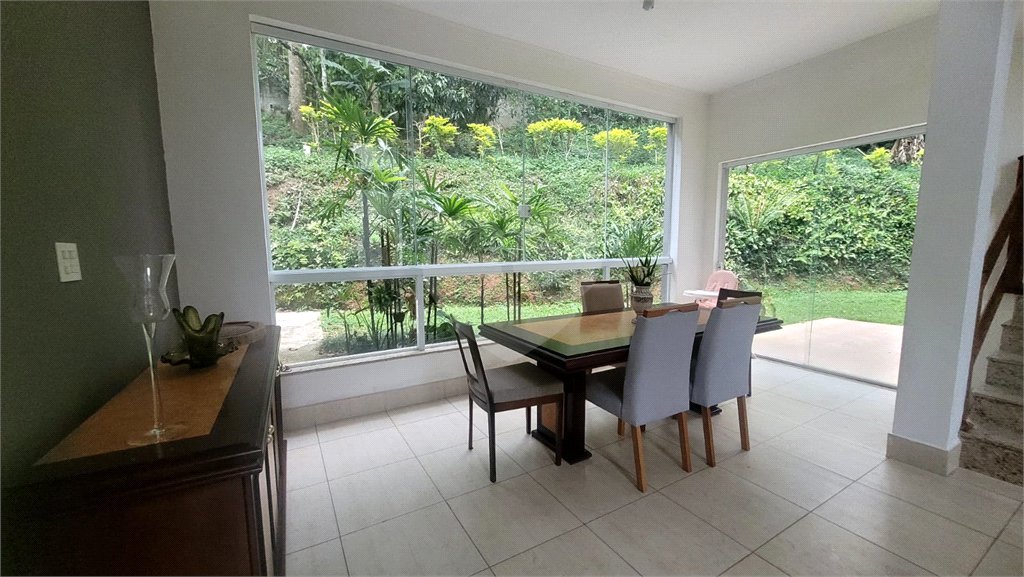 Casa à venda com 5 suítes no condomínio Associação Reserva das Hortênsias, Mairiporã - SP
