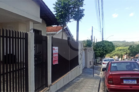 Casa à venda com 2 quartos, sendo 1 suíte,  no Centro, Vinhedo, SP