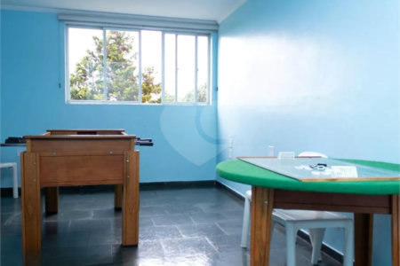 Apartamento à venda com 2 quartos em Parque Maria Domitila, São Paulo, SP