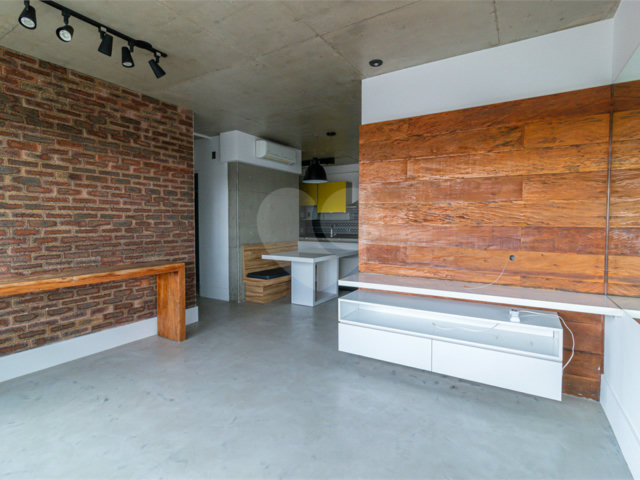 Apartamento à venda ou para alugar com 2 quartos, sendo 1 suíte,  em Alto da Boa Vista, São Paulo, SP