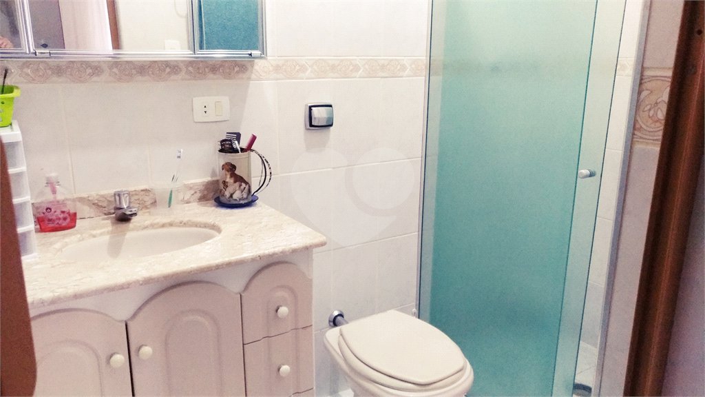 Casa à venda com 4 quartos, sendo 2 suítes,  em Vila Romero, São Paulo, SP