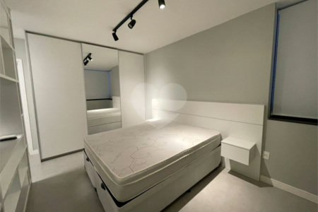 Apartamento à venda com 1 quarto em Pinheiros, São Paulo, SP