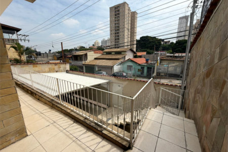 Casa à venda com 3 quartos em Parque Santo Antônio, Guarulhos, SP