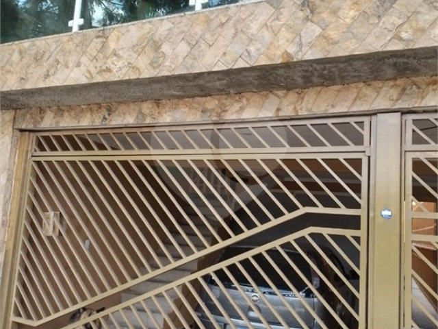 Sobrado à venda com 4 quartos no Brasilândia, São Paulo, SP