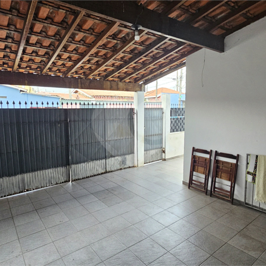 Casa à venda com 2 quartos em Vila Costa e Silva, Indaiatuba, SP
