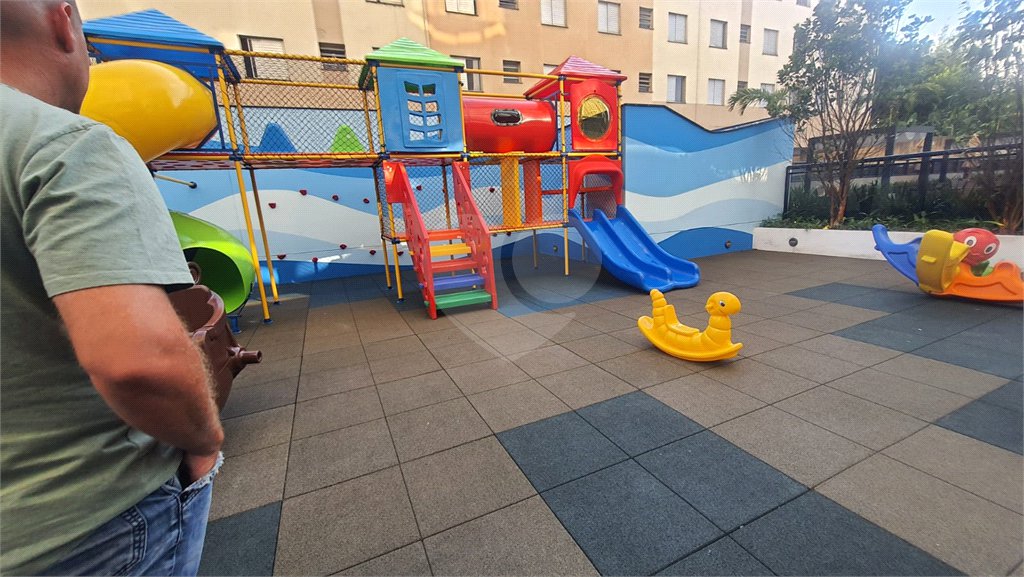 Apartamento à venda com 3 quartos, sendo 1 suíte, em Jardim Satélite, São José dos Campos, SP