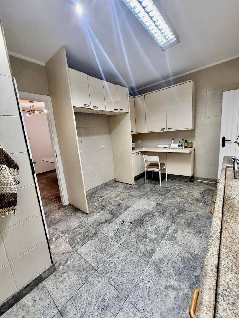 Sobrado com 3 dormitórios, 200 m² - venda por R$ 2.350.000,00 ou aluguel por R$ 12.500,00/mês - Embaré - Santos/SP