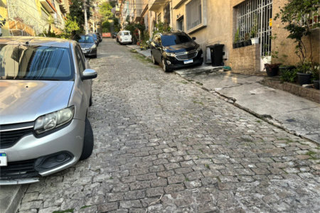 Casa de Vila à venda com 3 quartos, sendo 2 suítes, em Tijuca, Rio de Janeiro, RJ