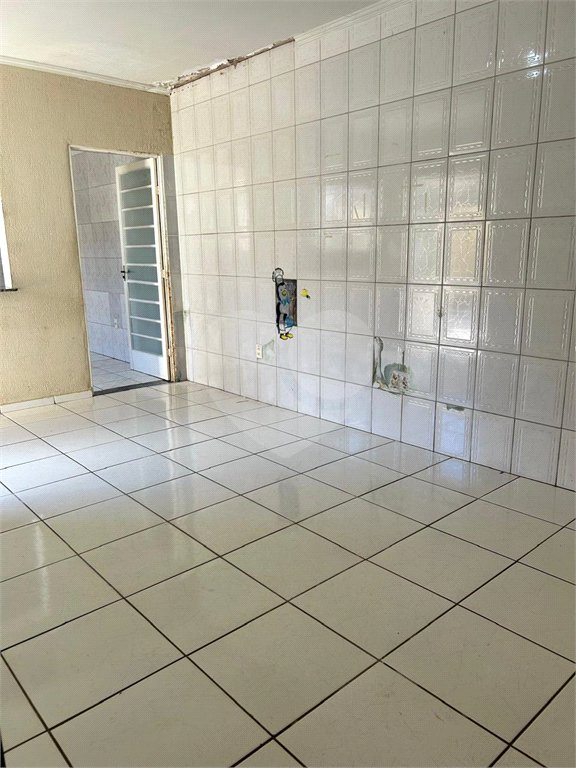 Casa à venda com 3 quartos, sendo 1 suíte, em Bosque, Vinhedo, SP