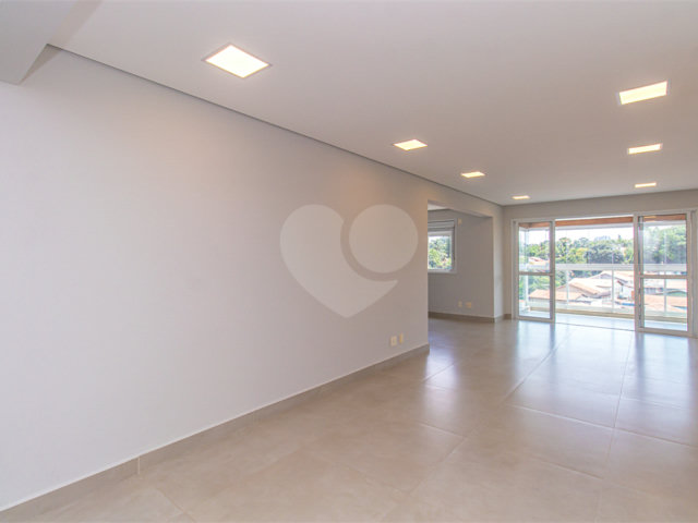 Apartamento à venda com 3 suítes em Chácara Flora, São Paulo, SP