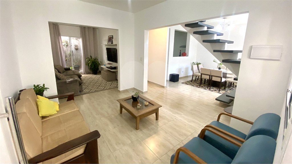 Sobrado à venda com 4 quartos, sendo 1 suíte, em Vila Medeiros, São Paulo, SP